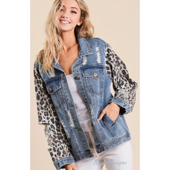 ❤️LAST 1! Distressed Denim Leopard Accent Button Front Jacket! - Picture 4 of 9
